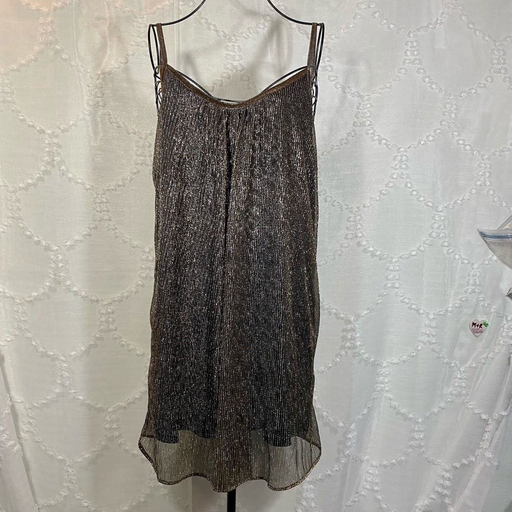 NWT Lovemarks metallic gold pleated mini spaghettini strap flowy dress size L